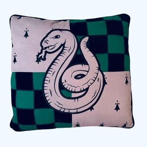 Harry Potter Slytherin House Pillow 15.5” x 15.5”